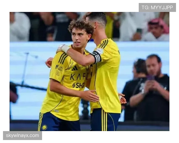 菲利克斯闪耀赛场,精彩表现引领球队取胜 菲利克斯闪耀赛场,精彩表现引领球队取胜