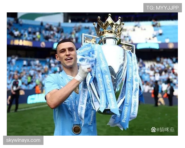 曼城队友揭秘：菲尔·福登球场内外真实面貌，表现令人瞩目