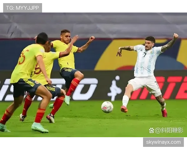 哥伦比亚队以迅猛反击引爆世界杯赛场，表现持续亮眼