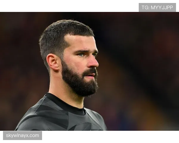 奥布拉克五度荣膺雅辛奖，守门员竞技水平迈上新高度