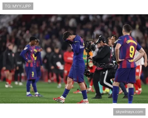 巴萨引援看似补强,实则暴露球队重建困局 巴萨引援看似补强,实则暴露球队重建困局