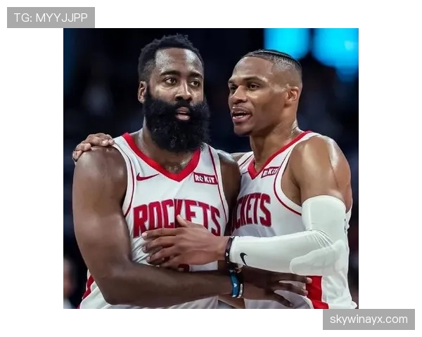 哈登三分回归助火箭拉开空间效率超同期威少